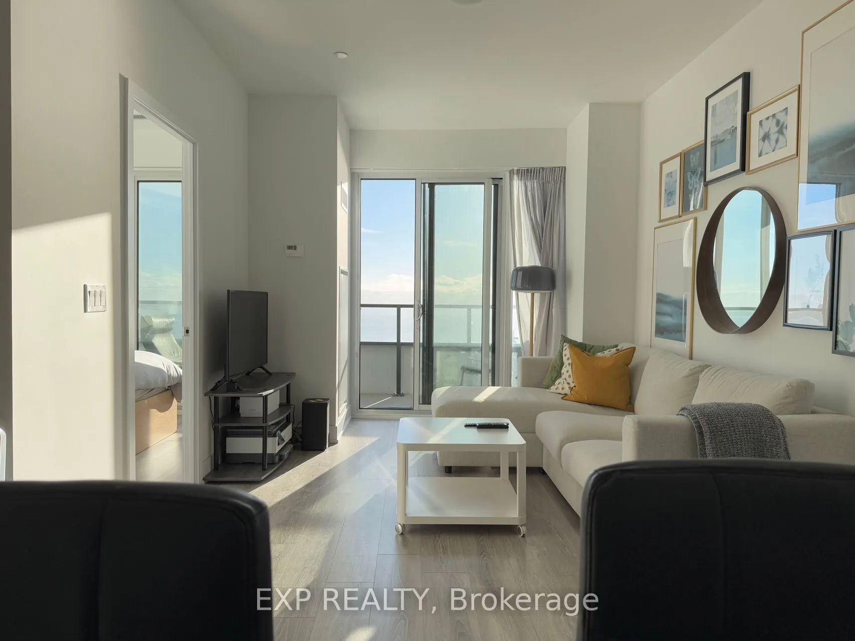 20 Shore Breeze Drive, #2808