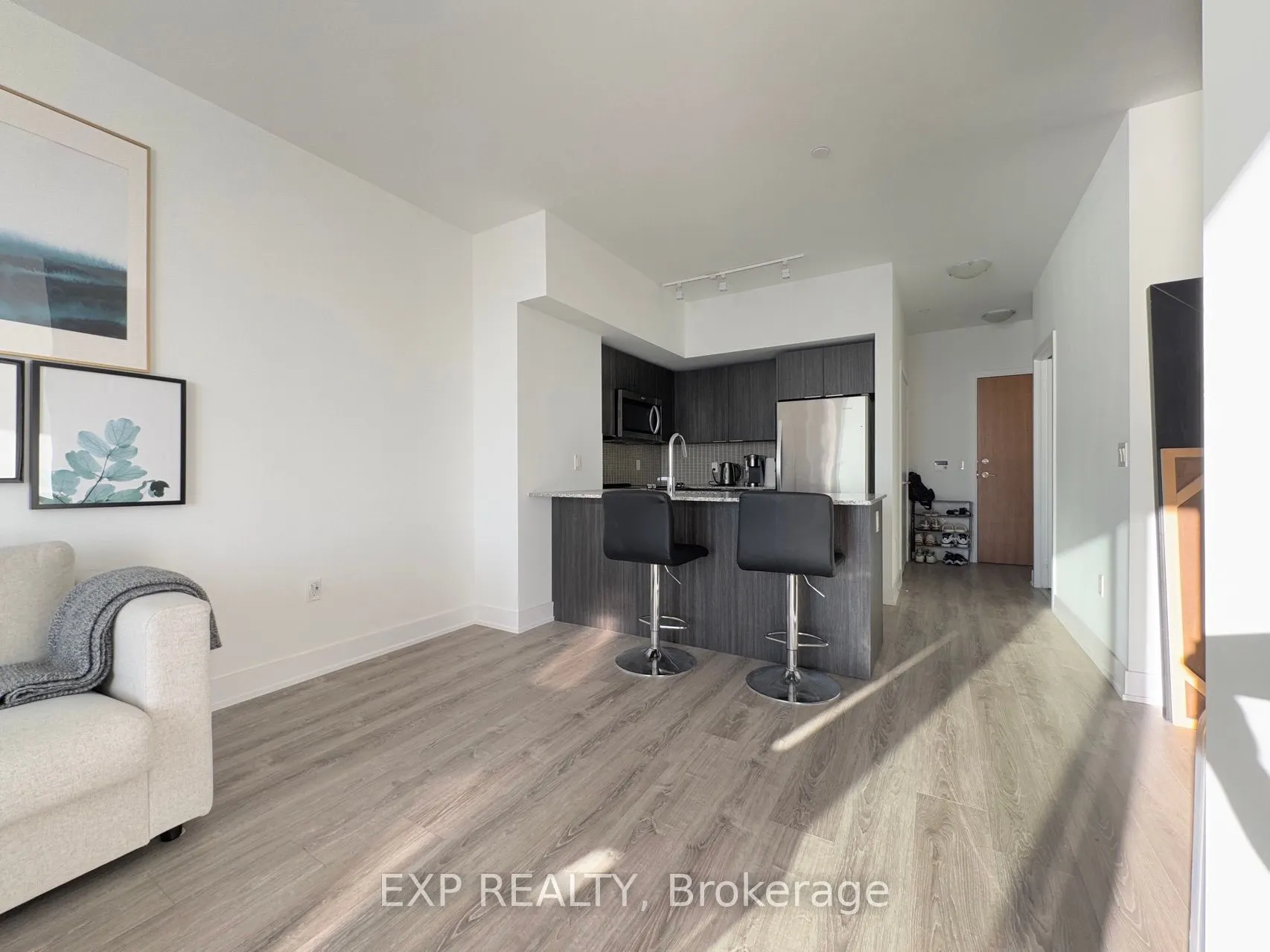 20 Shore Breeze Drive, #2808