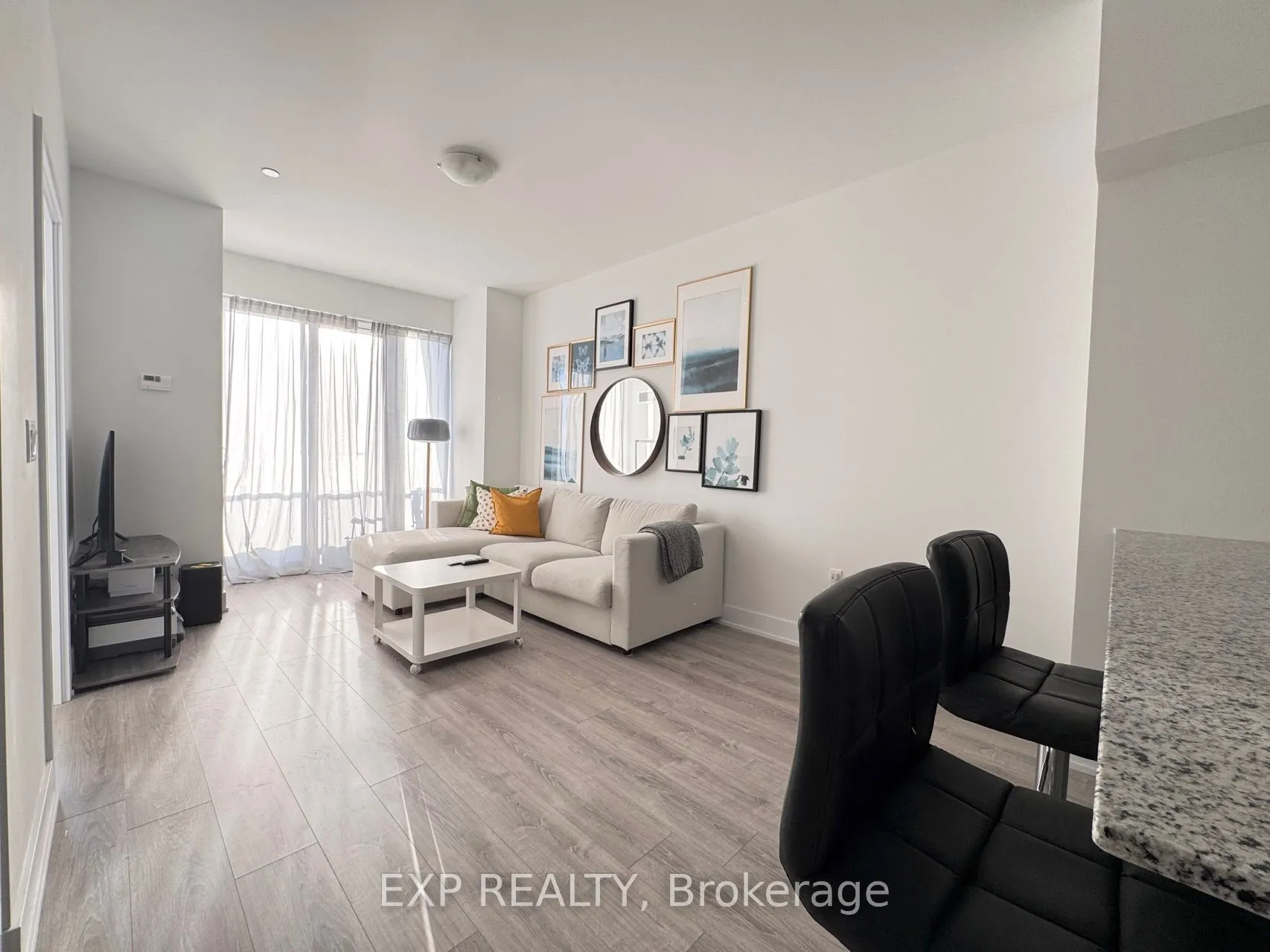 20 Shore Breeze Drive, #2808