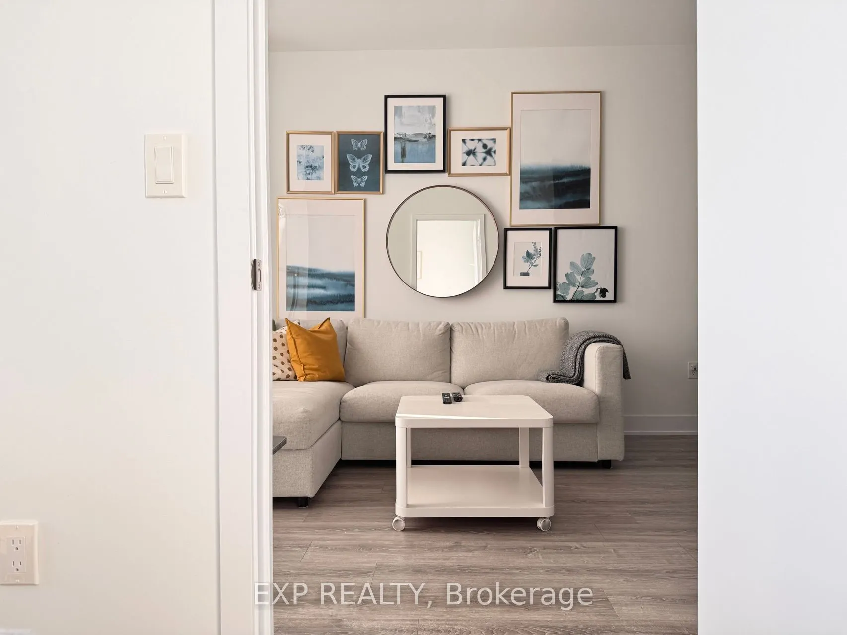 20 Shore Breeze Drive, #2808