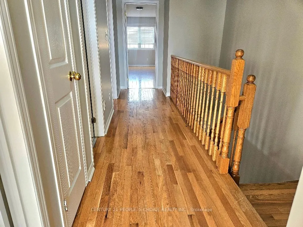 561 Lott Crescent