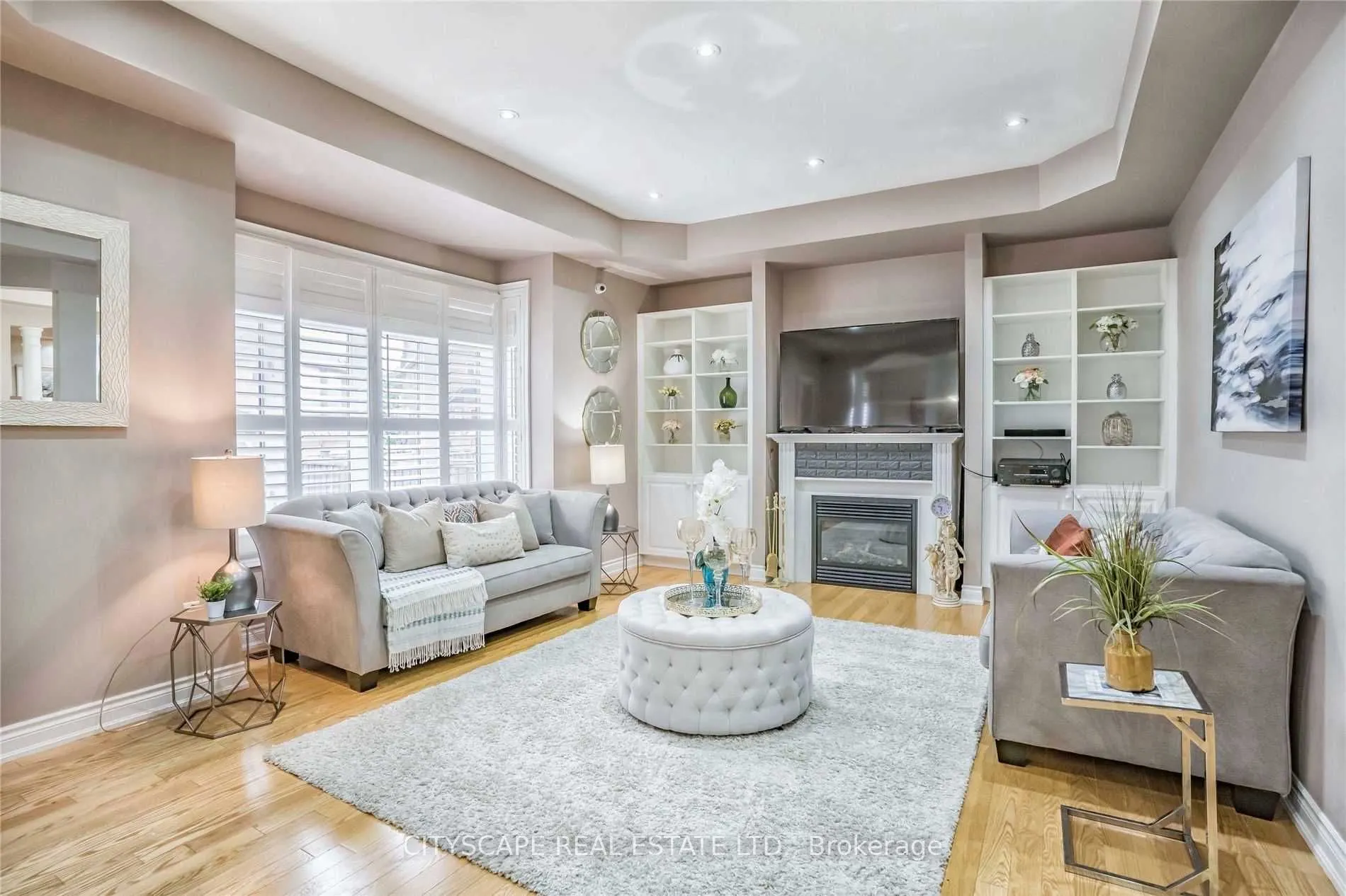 3274 Erin Centre Boulevard