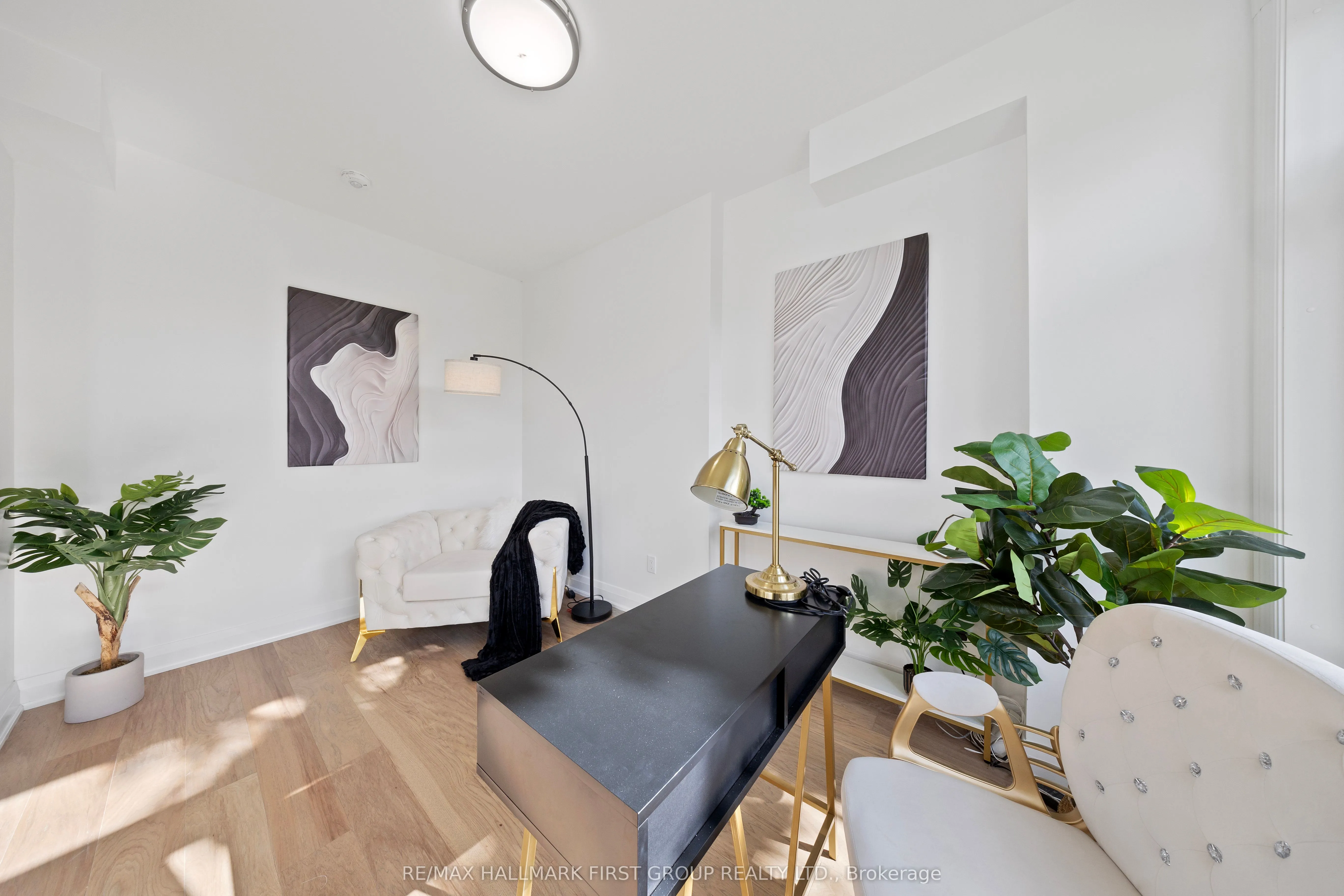 27 Brownville Avenue