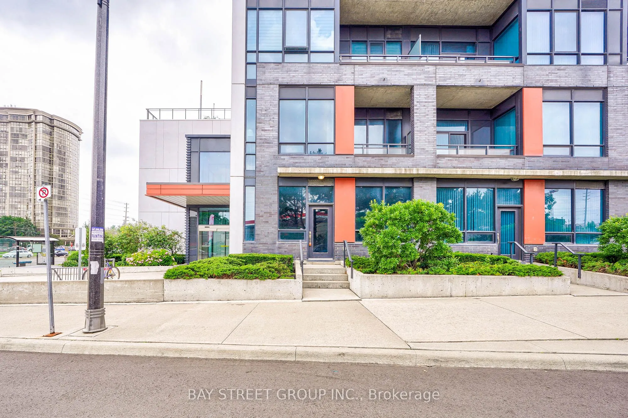 55 Eglinton Avenue W, #108