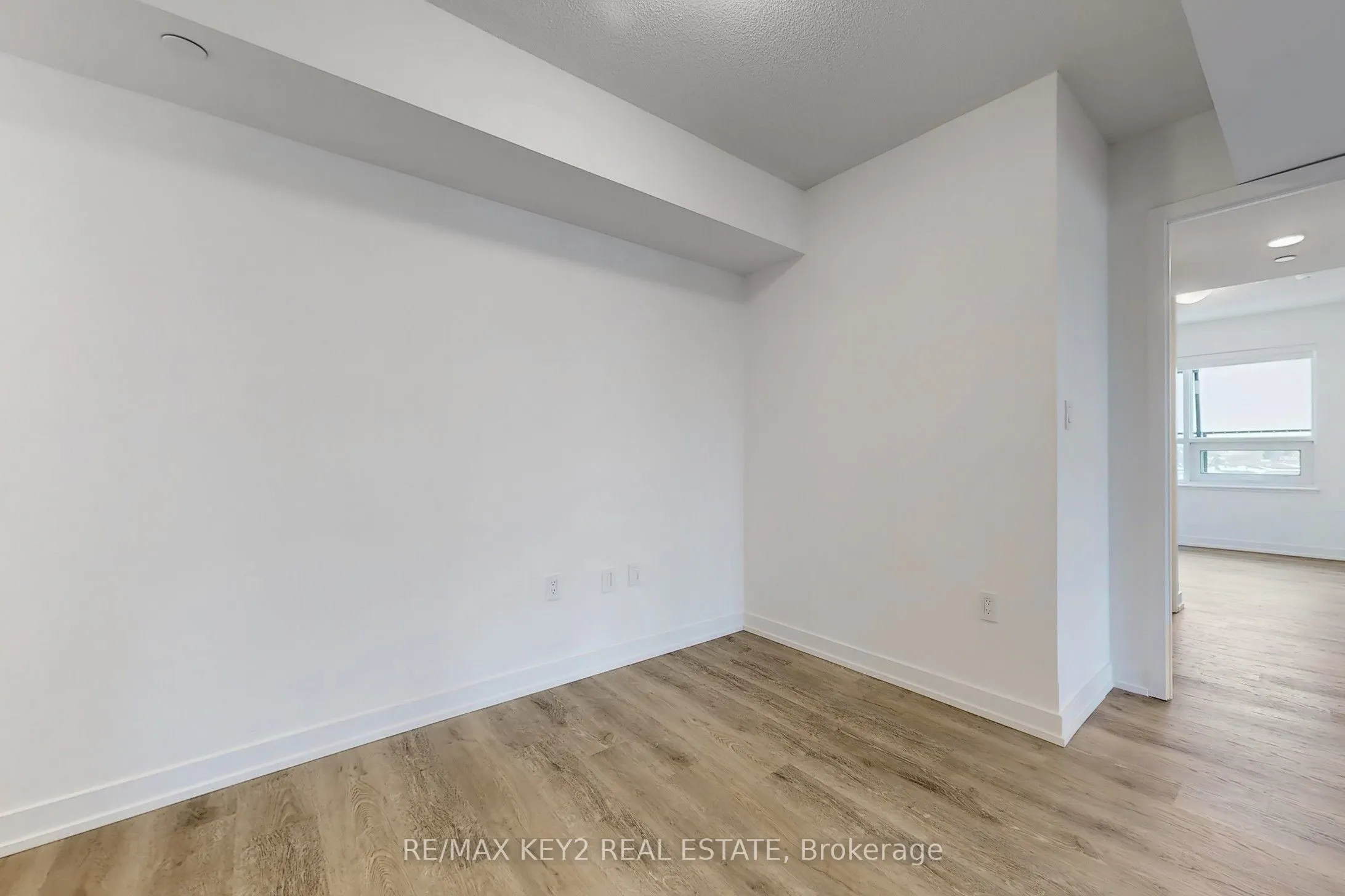 556 Marlee Avenue #425