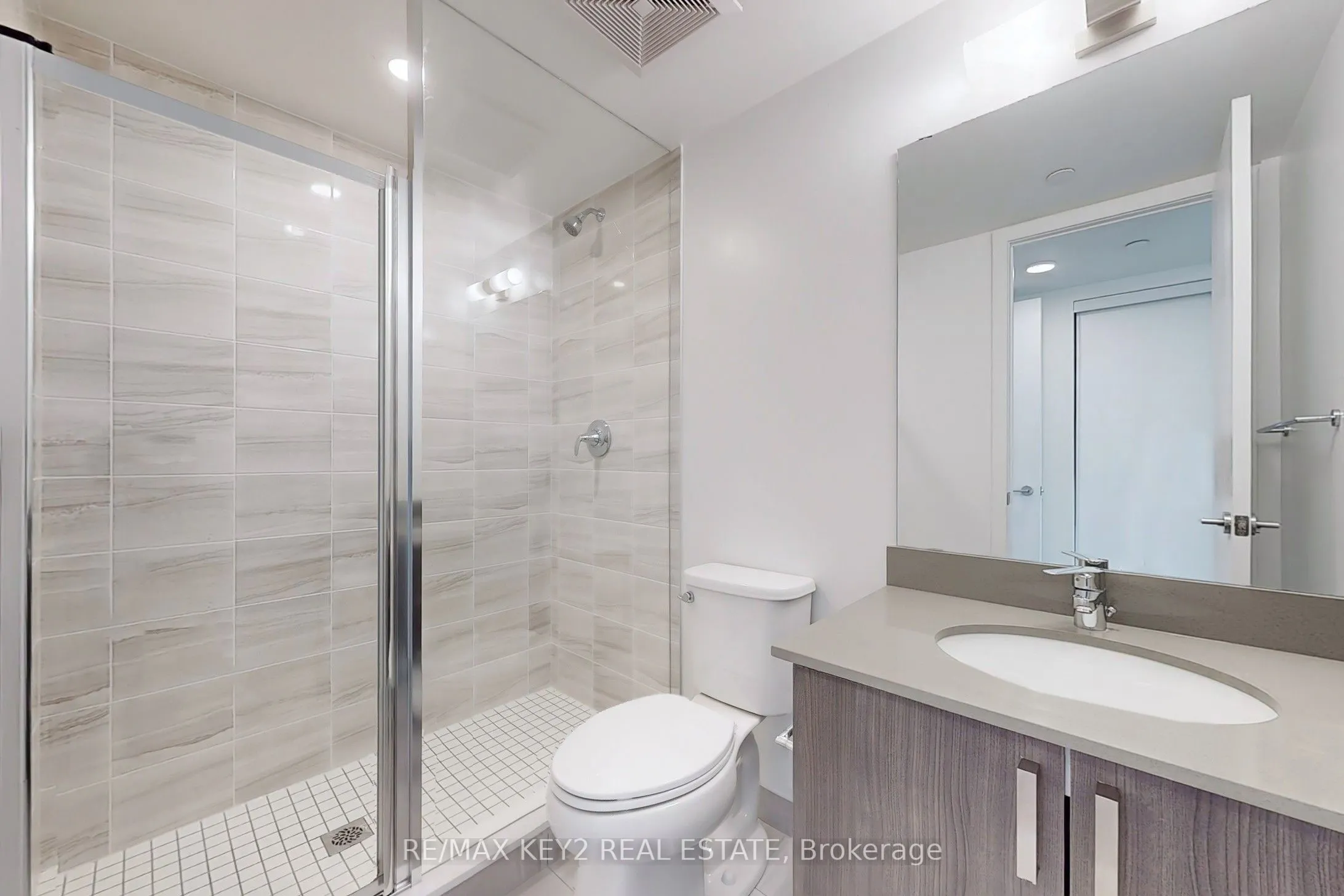556 Marlee Avenue #425