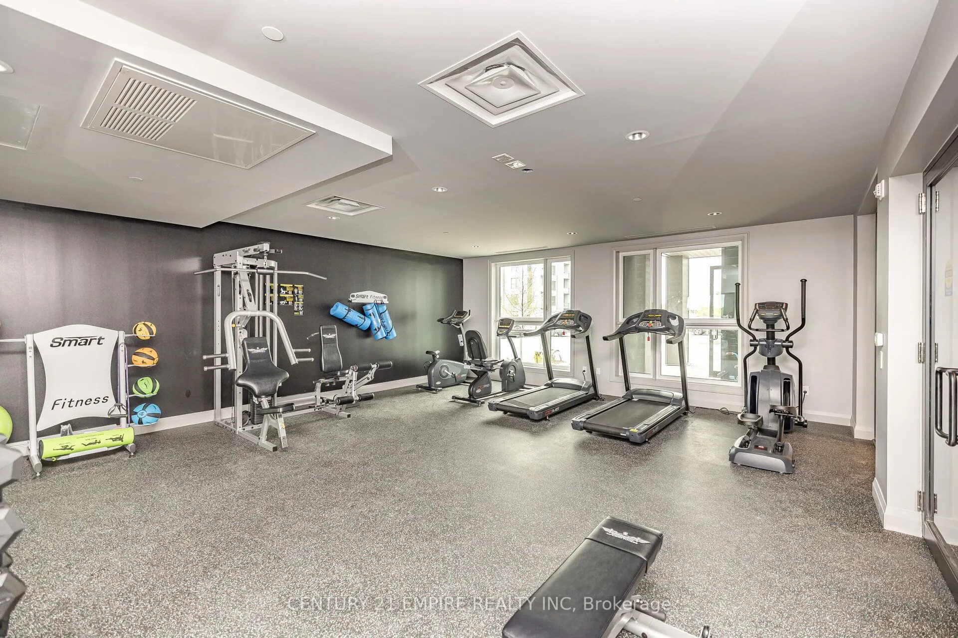 95 Dundas Street W, #503