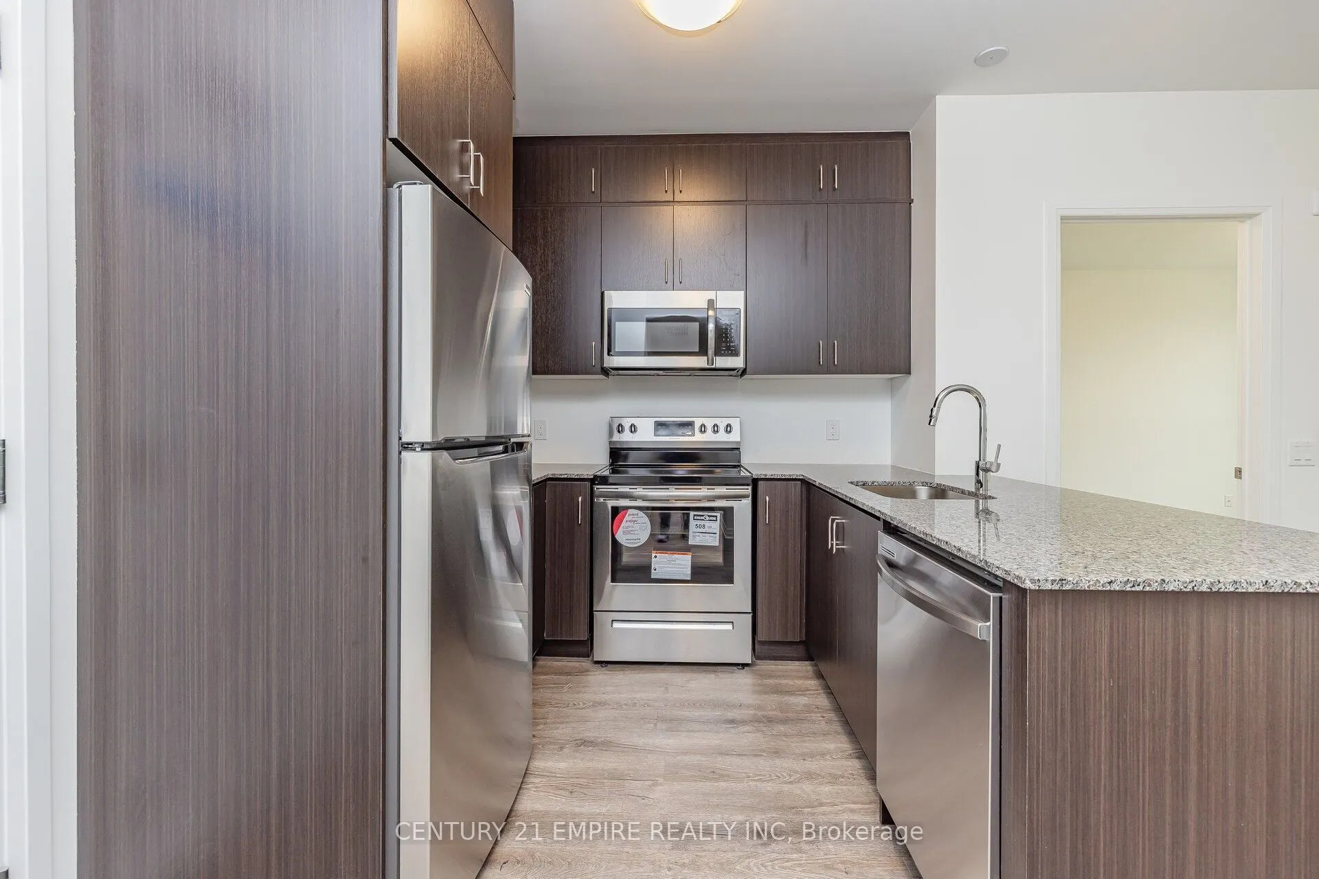 95 Dundas Street W, #503