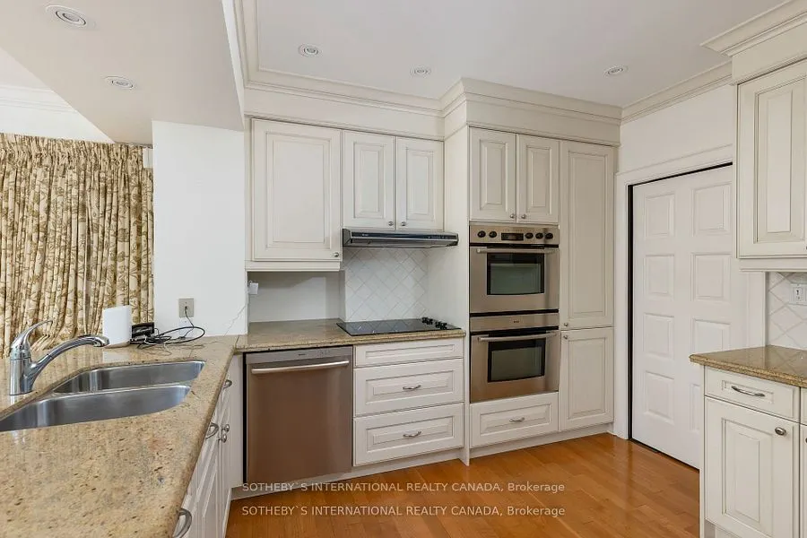 38 Edenbrook Hill