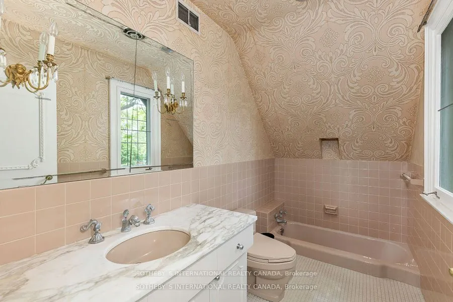 38 Edenbrook Hill