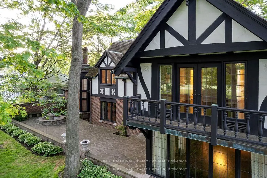 38 Edenbrook Hill