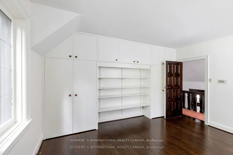 38 Edenbrook Hill