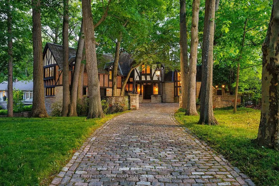 38 Edenbrook Hill