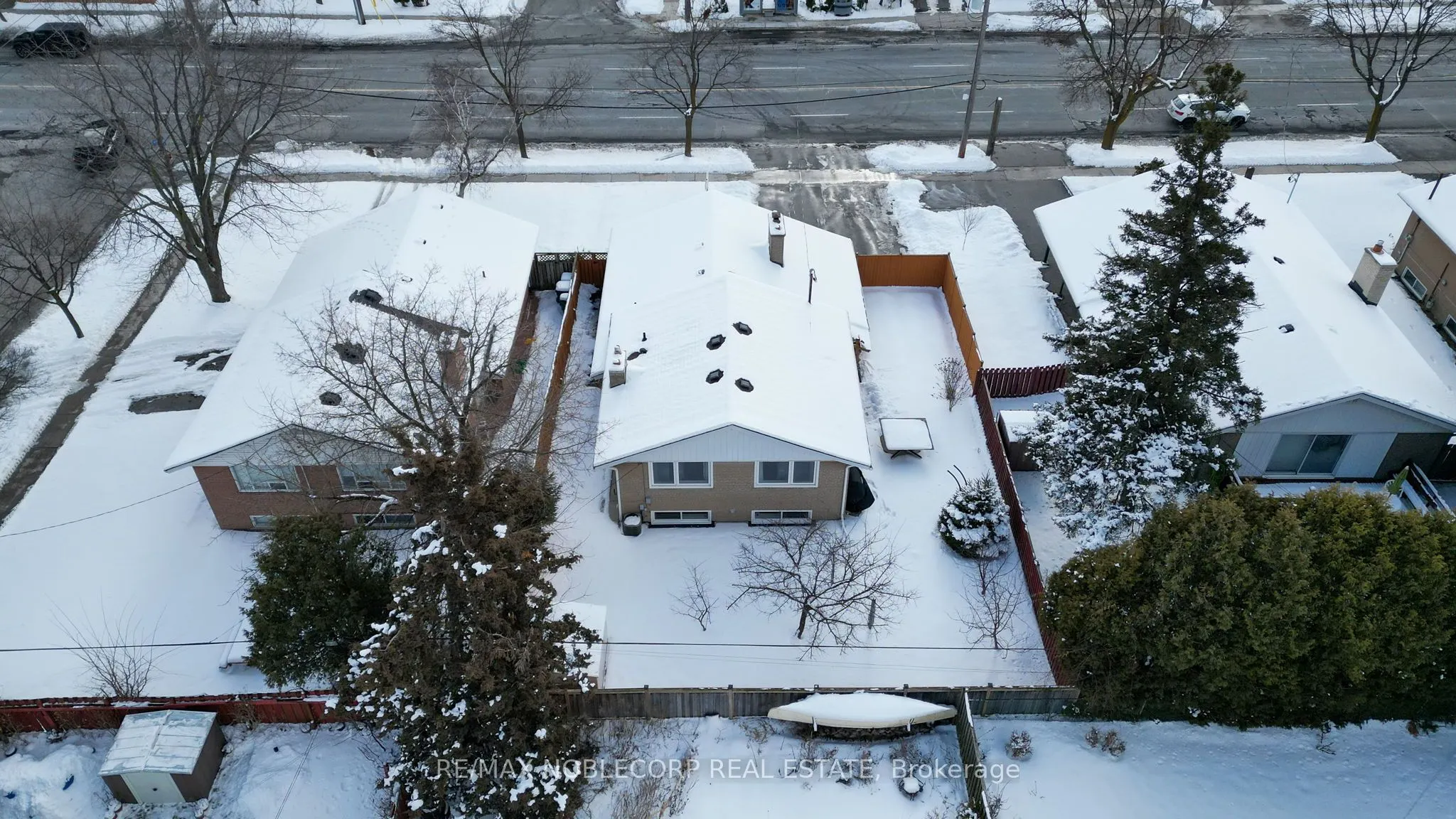 4230 Bloor Street W