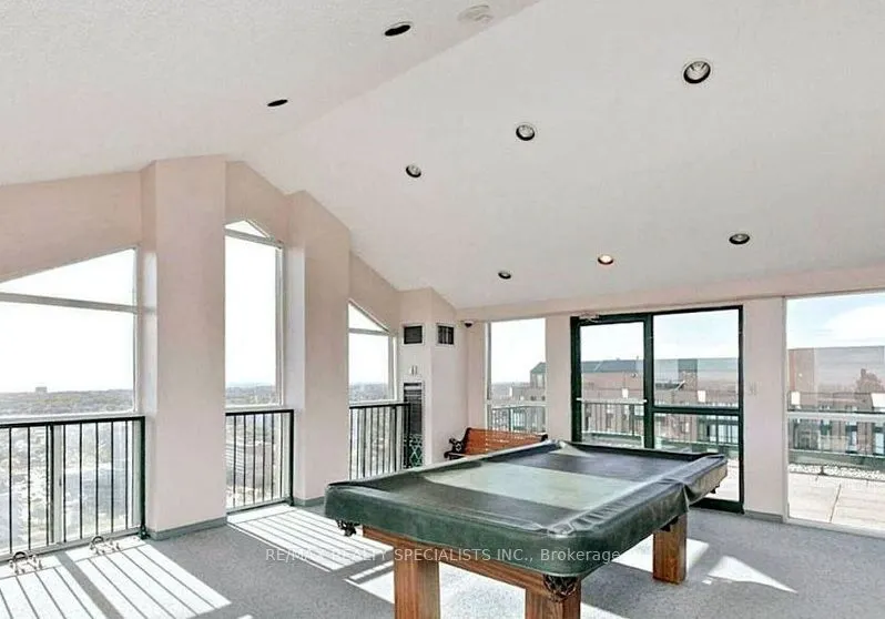 115 Hillcrest Avenue, #203