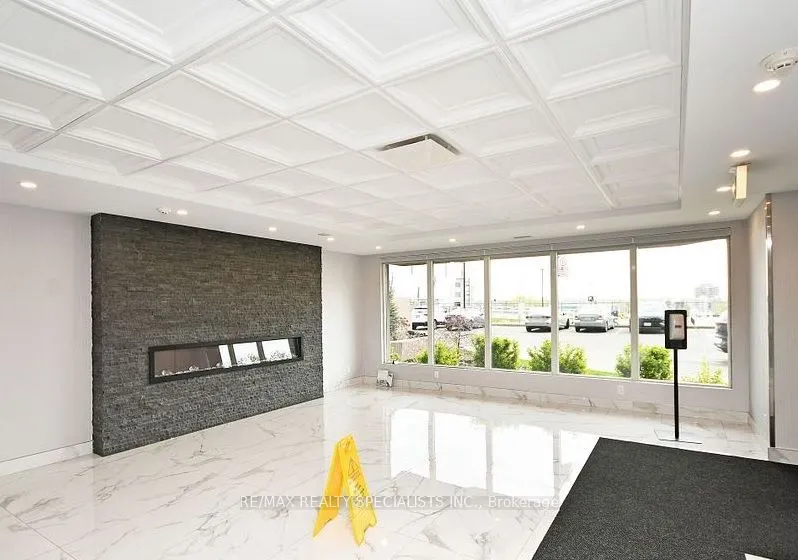 115 Hillcrest Avenue, #203