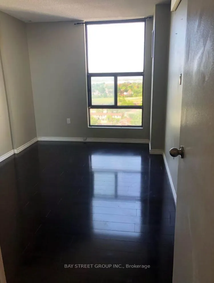 17 Knightsbridge Road, #1803