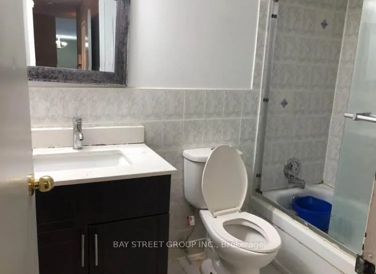 17 Knightsbridge Road, #1803