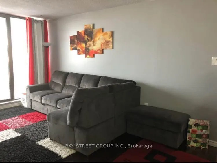 17 Knightsbridge Road, #1803