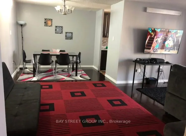 17 Knightsbridge Road, #1803