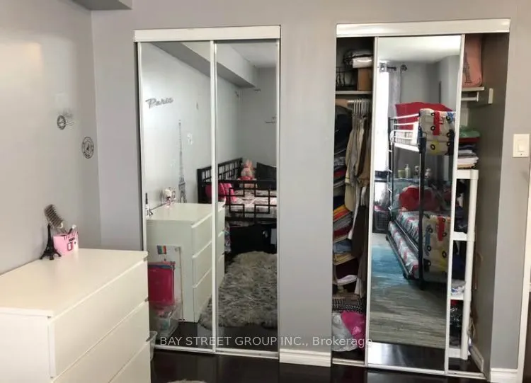 17 Knightsbridge Road, #1803