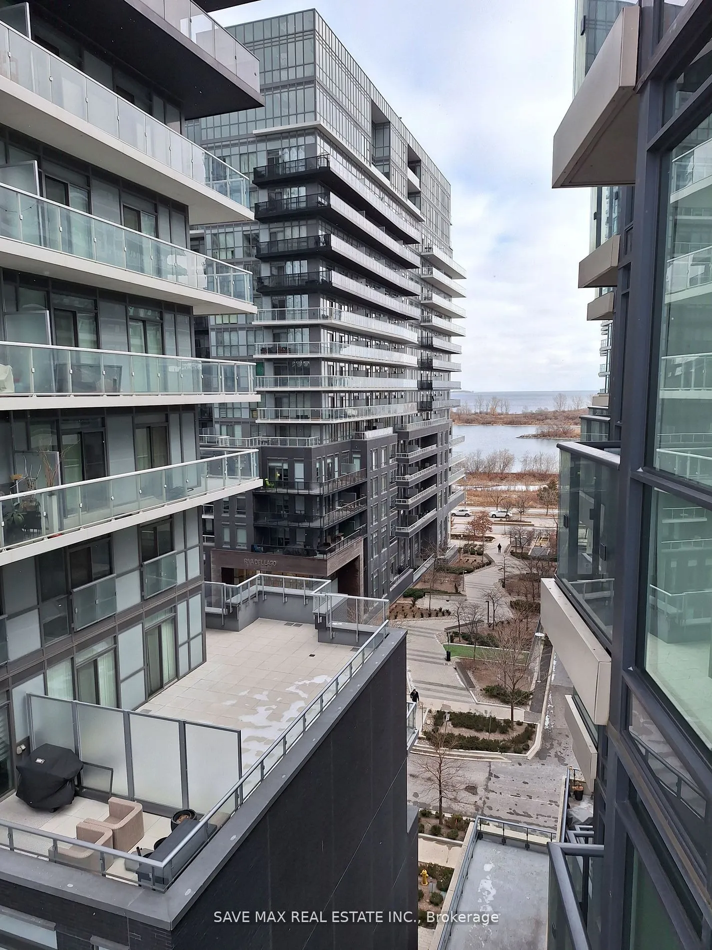 60 Annie Craig Drive, #808