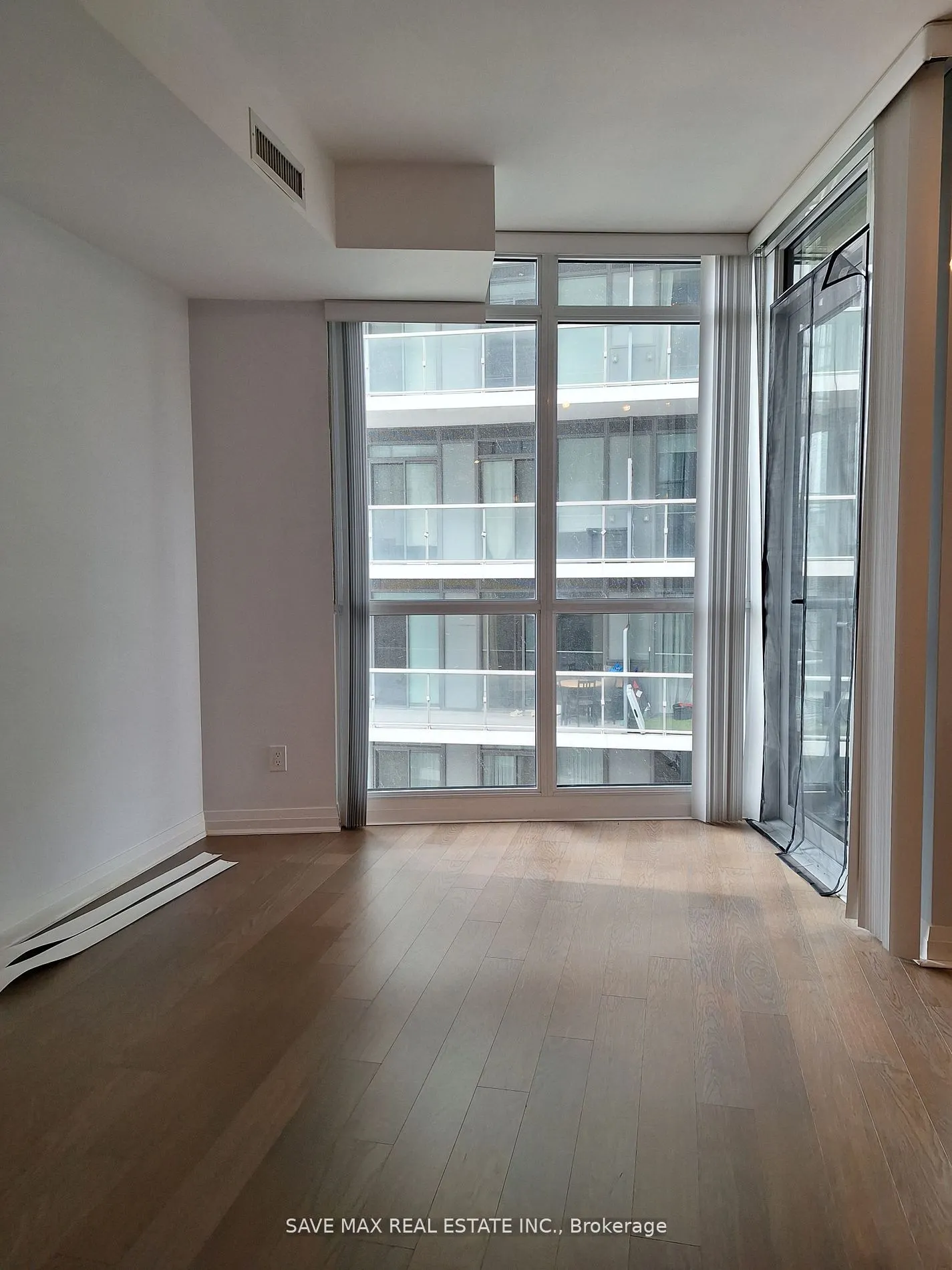 60 Annie Craig Drive, #808