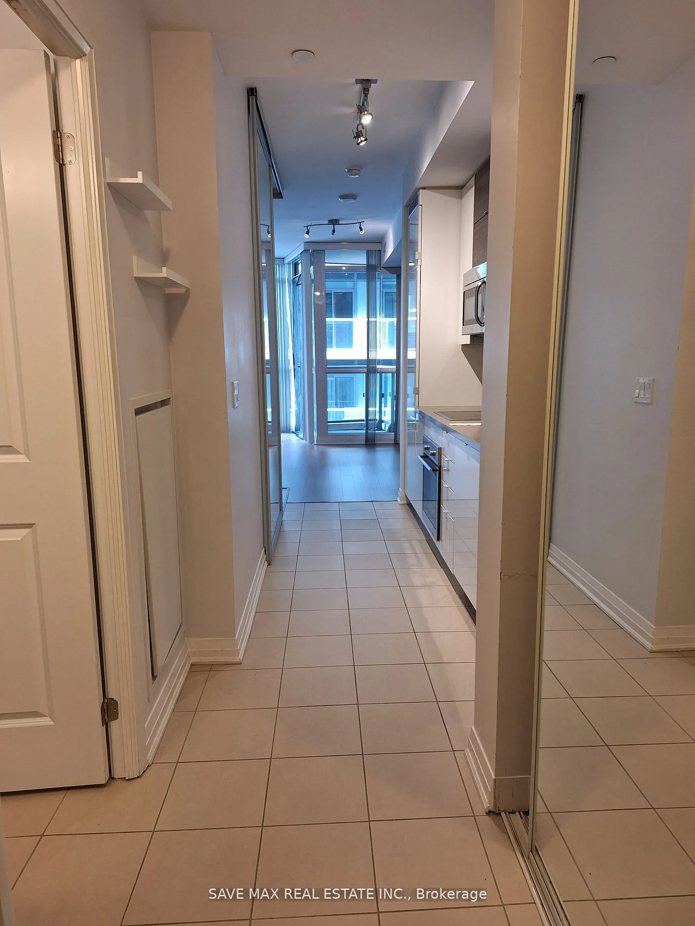 60 Annie Craig Drive, #808