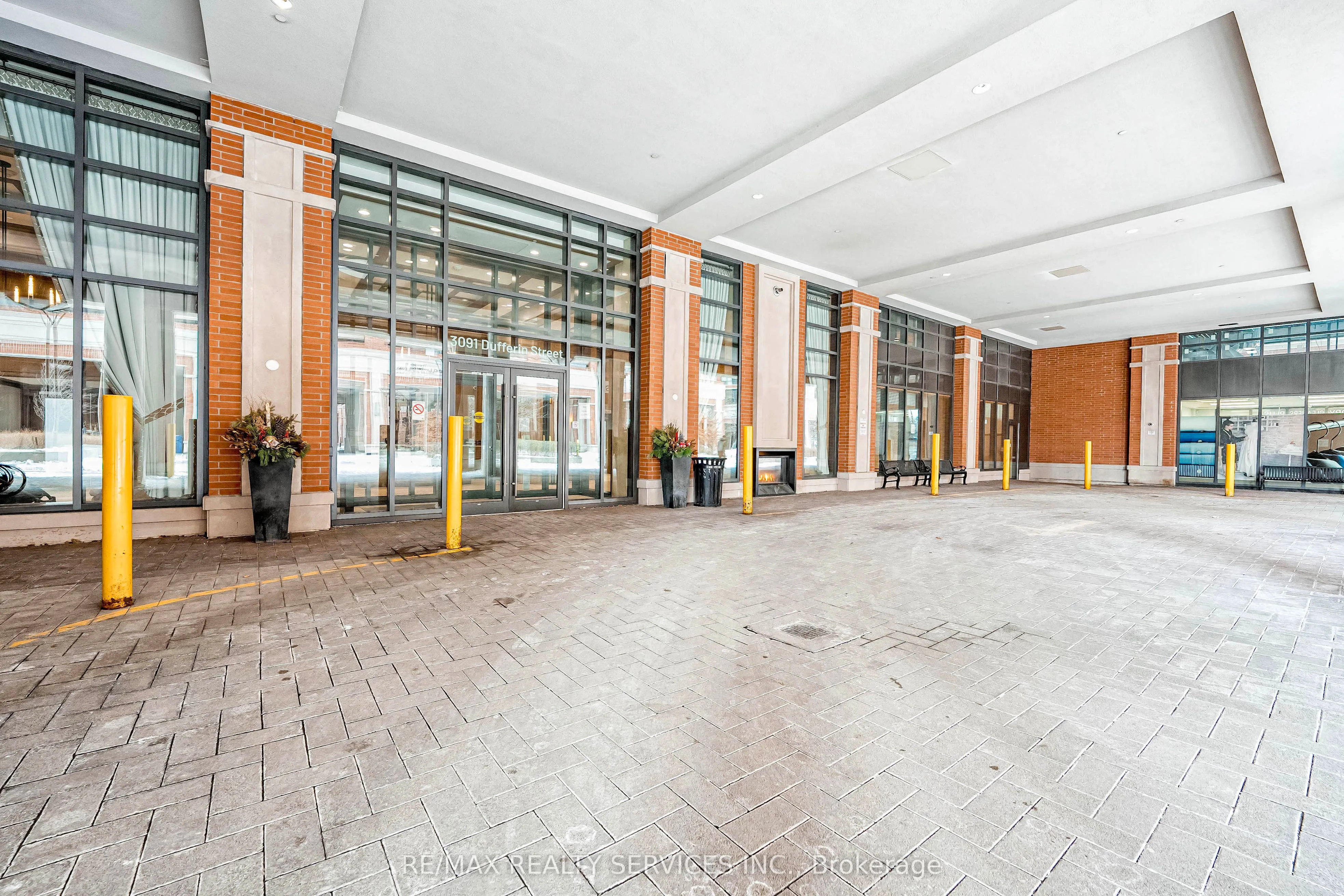 3091 Dufferin Street, #1006