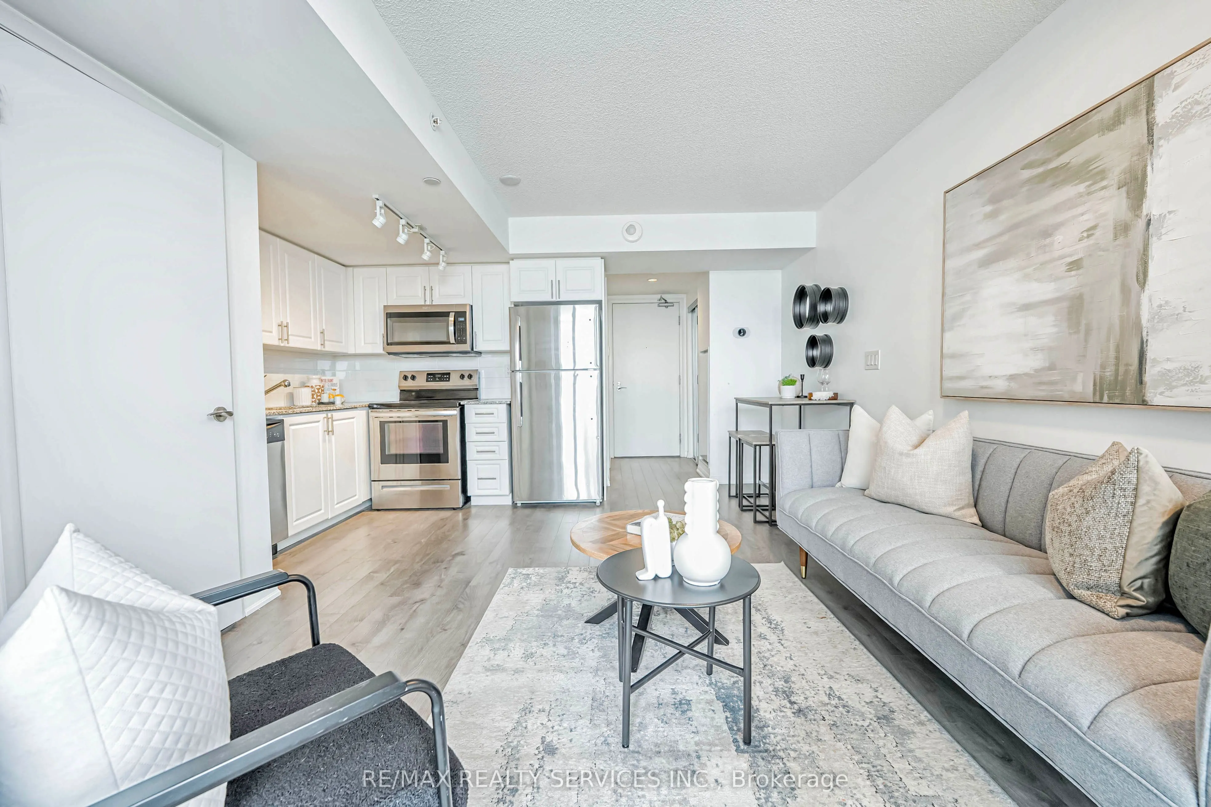 3091 Dufferin Street, #1006