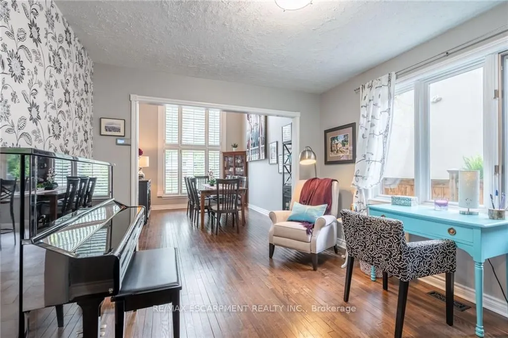 3300 Lakeshore Road