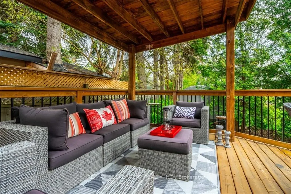 3300 Lakeshore Road