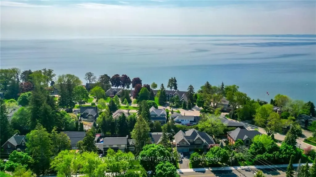 3300 Lakeshore Road