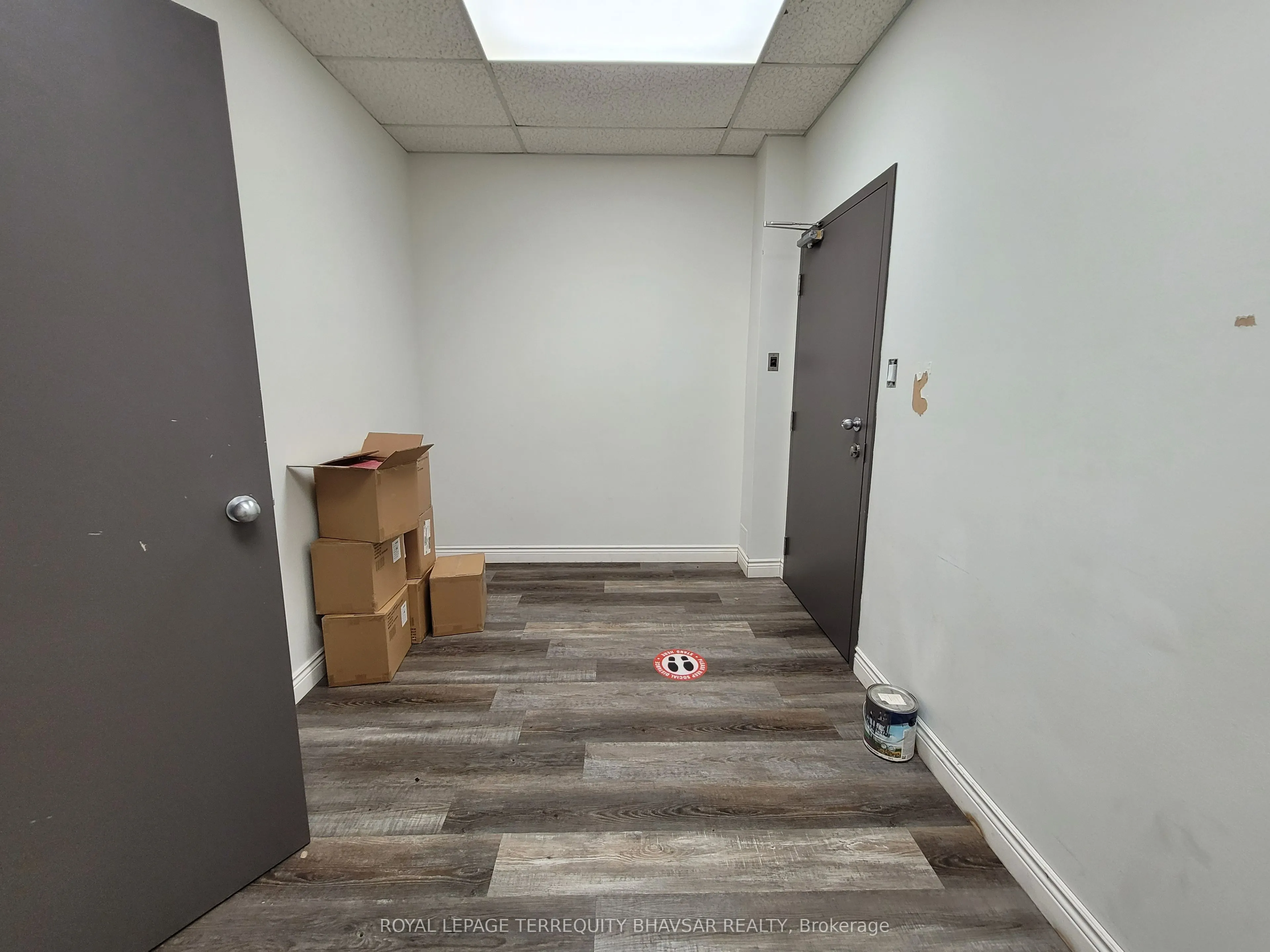3530 Derry Road E, #103