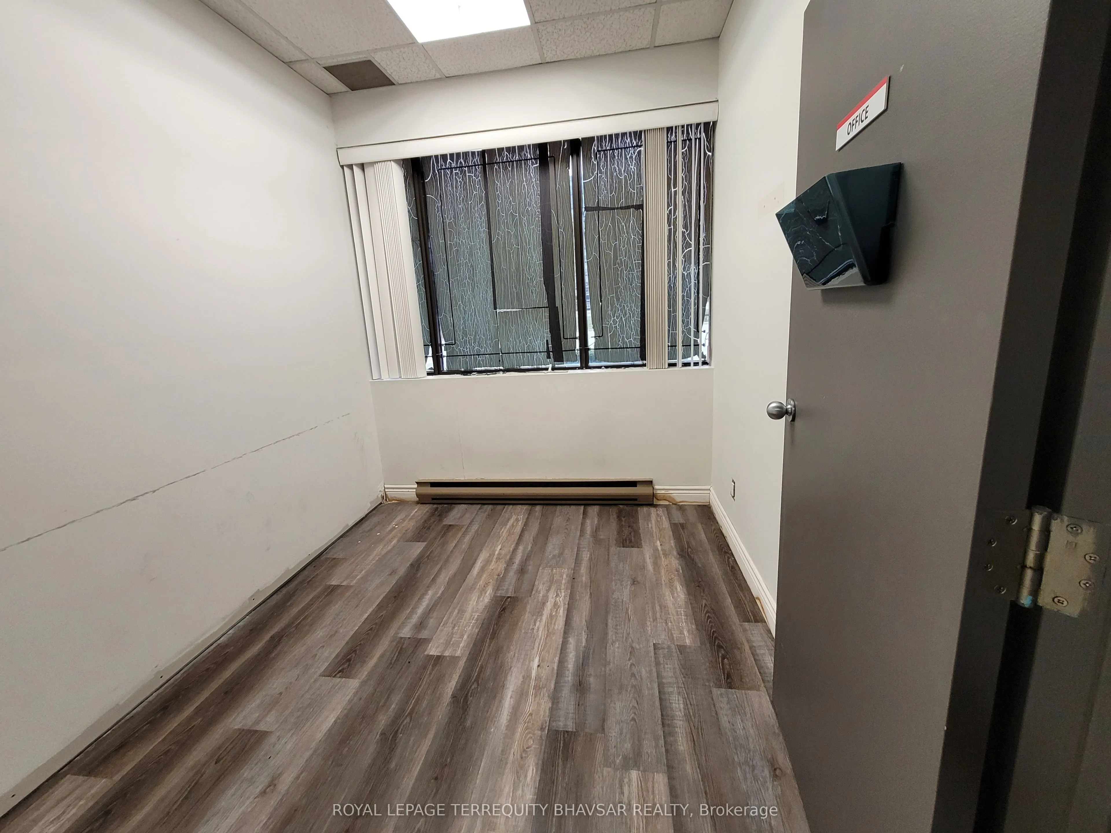 3530 Derry Road E, #103