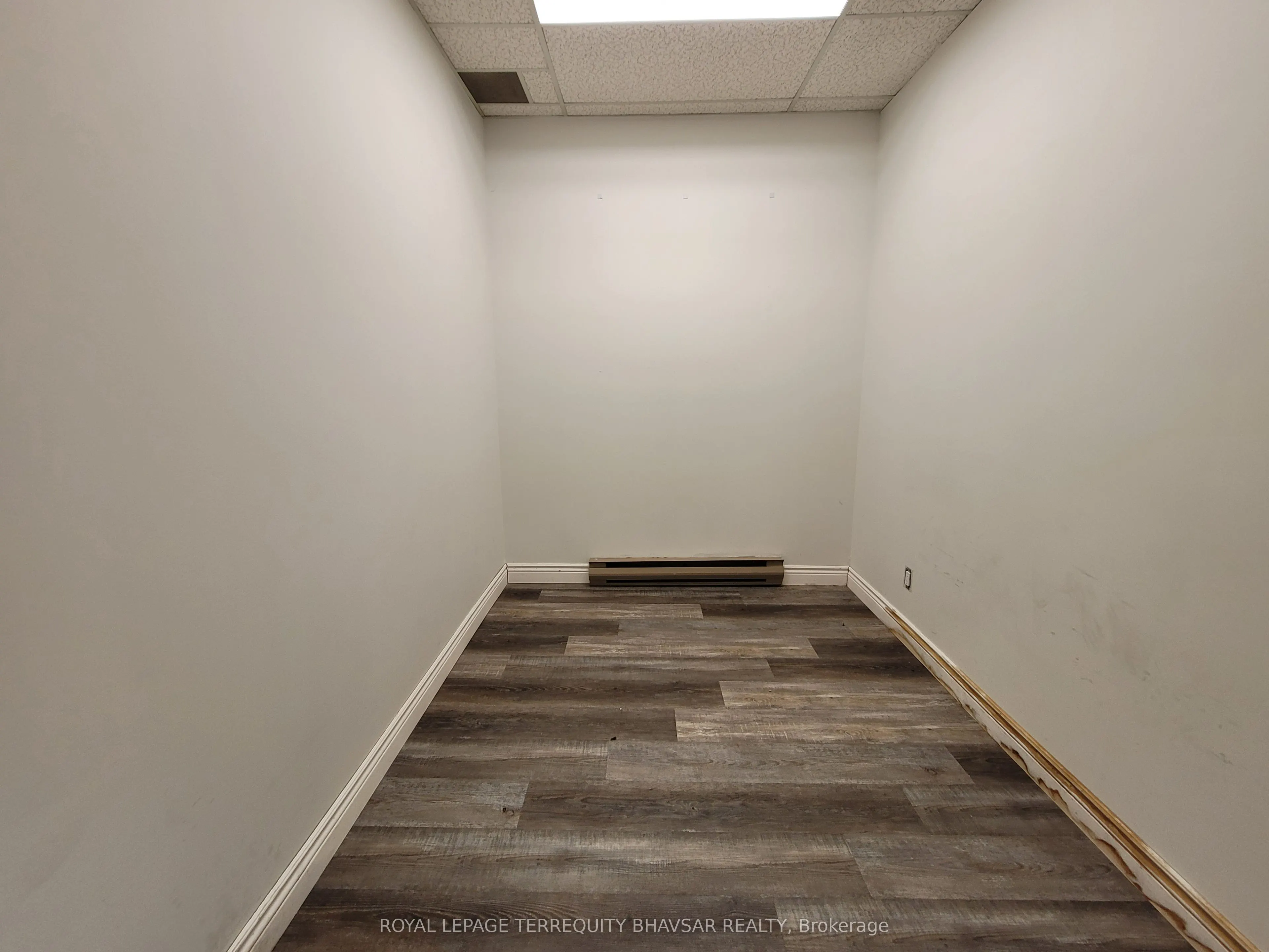 3530 Derry Road E, #103