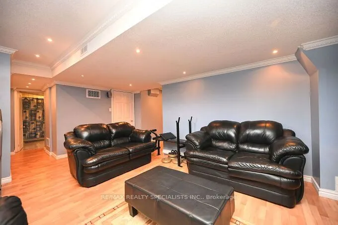 5 SUMMERSHADE Street