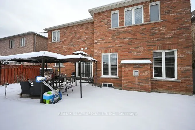 5 SUMMERSHADE Street