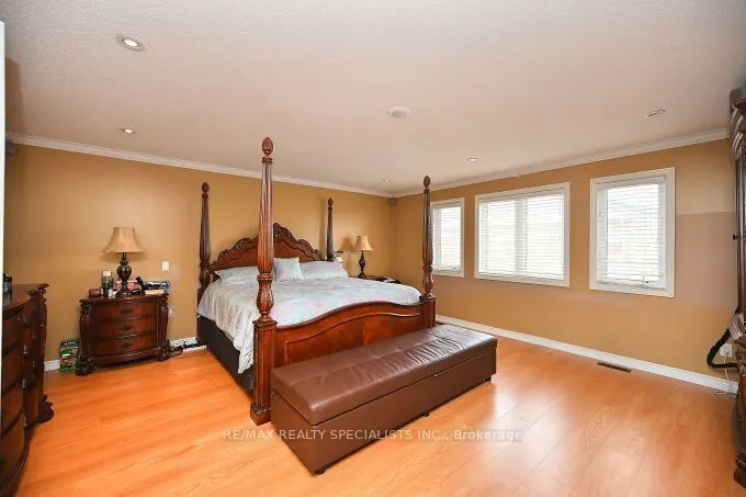 5 SUMMERSHADE Street