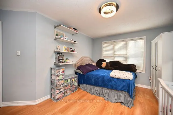 5 SUMMERSHADE Street