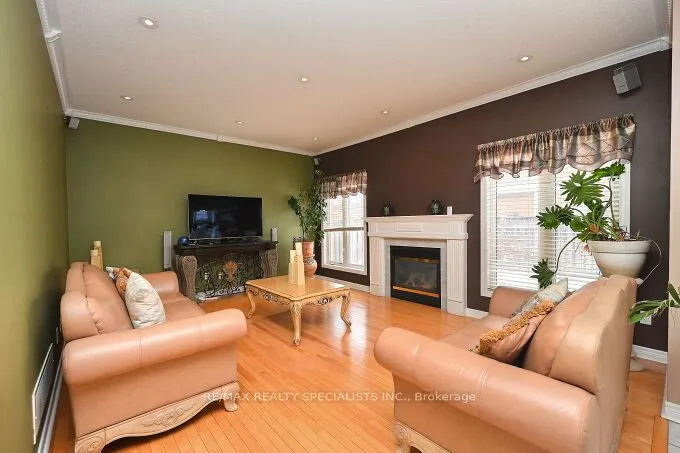 5 SUMMERSHADE Street