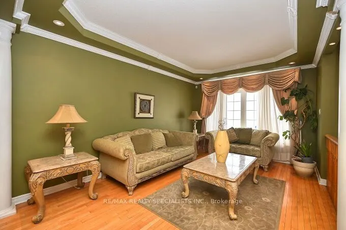 5 SUMMERSHADE Street