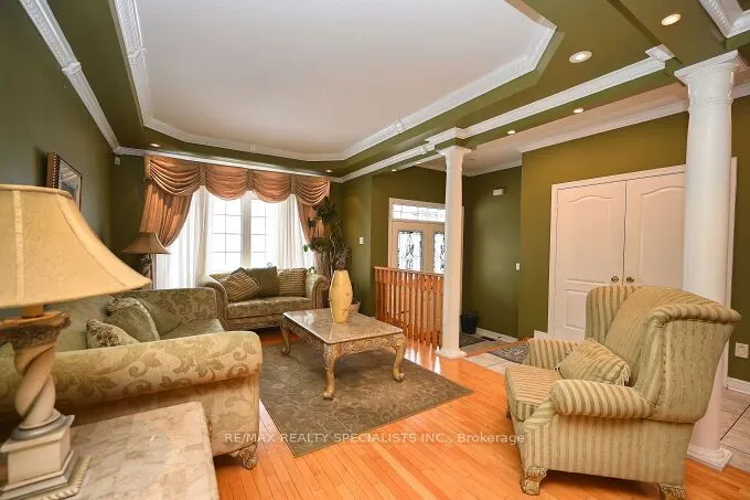 5 SUMMERSHADE Street