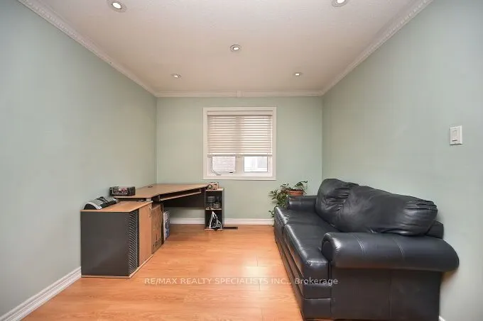 5 SUMMERSHADE Street