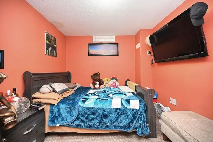 5 SUMMERSHADE Street