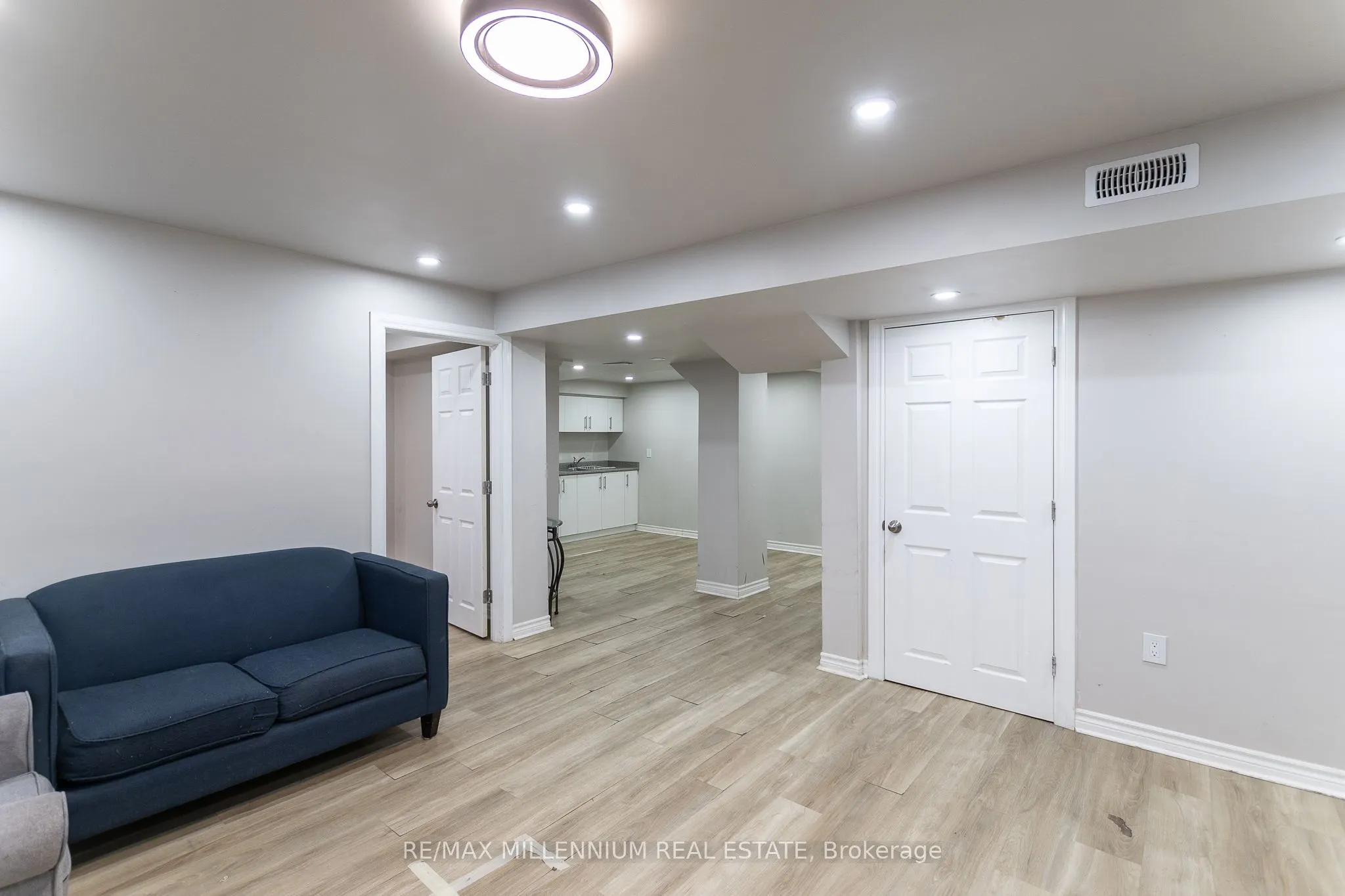 309 Nairn Circle, #Lower