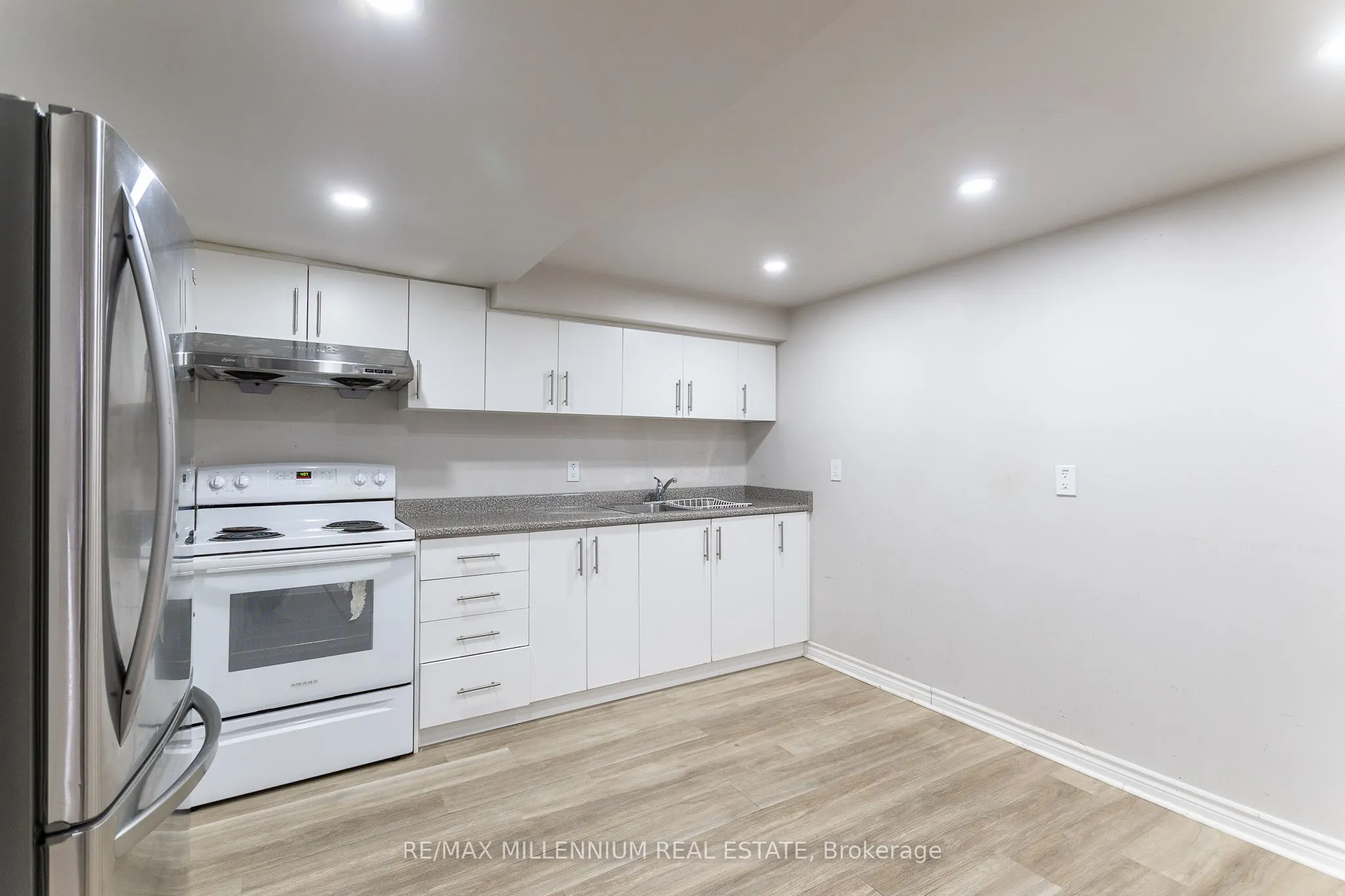 309 Nairn Circle, #Lower
