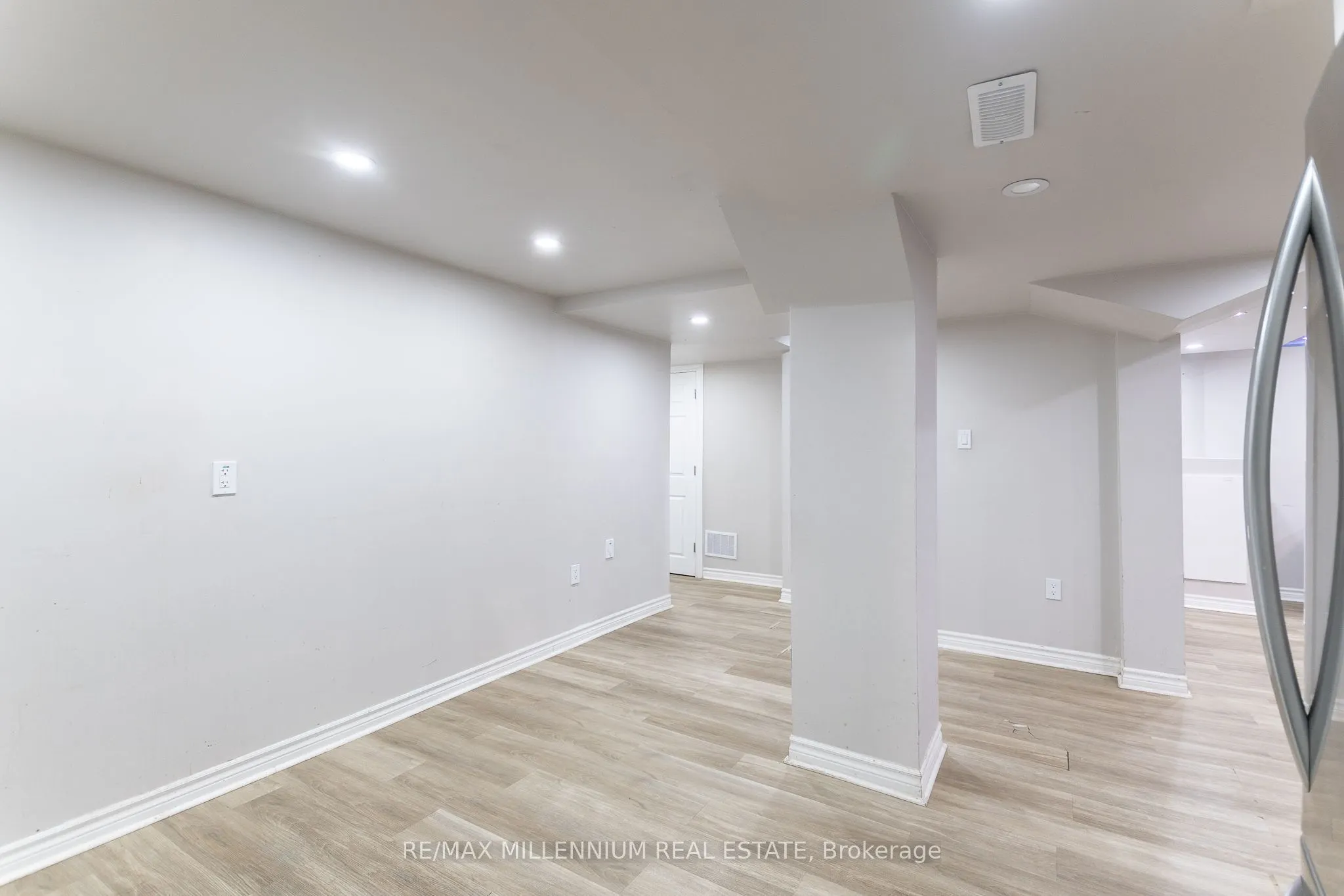 309 Nairn Circle, #Lower