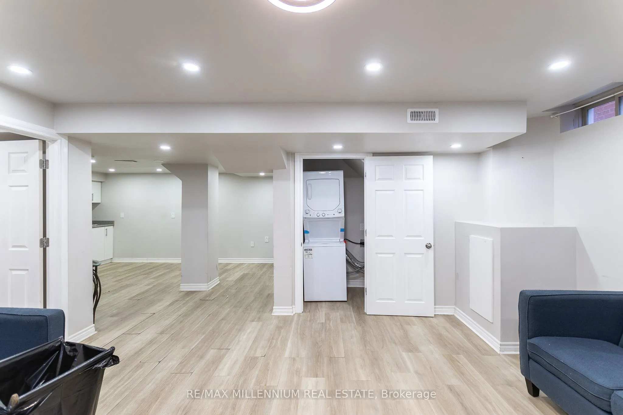 309 Nairn Circle, #Lower