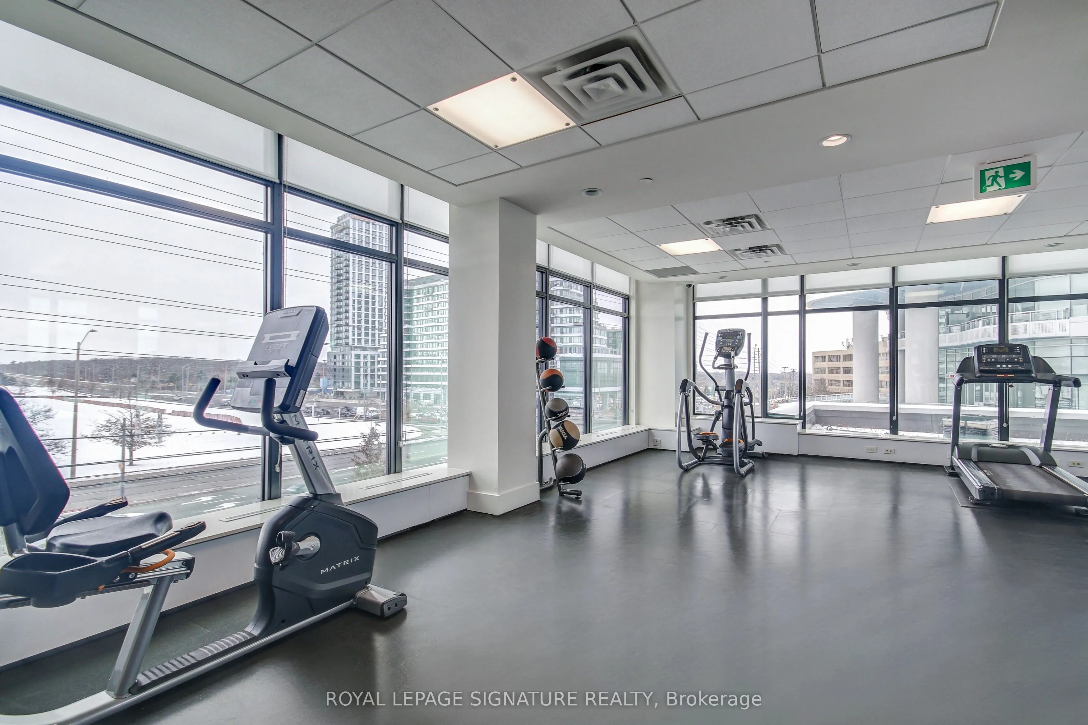 2550 Eglinton Avenue W, #1401